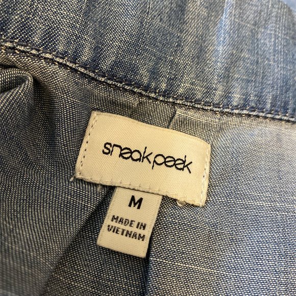 COPY - SNEAK PEEK Size Medium Sleeveless Button-up Top or Vest - Picture 7 of 9